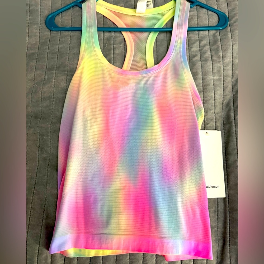 Lululemon swiftly tech